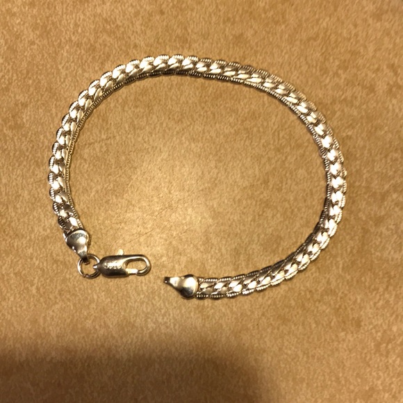 Jewelry - 925S Stamped Silver Bracelet